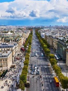 Famous buildings in Paris