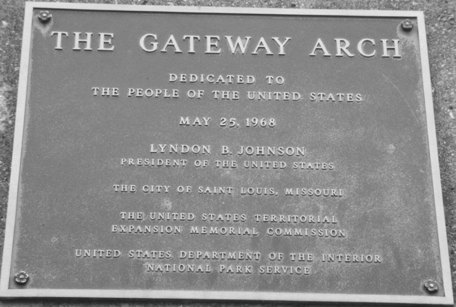 Gateway arch plaque