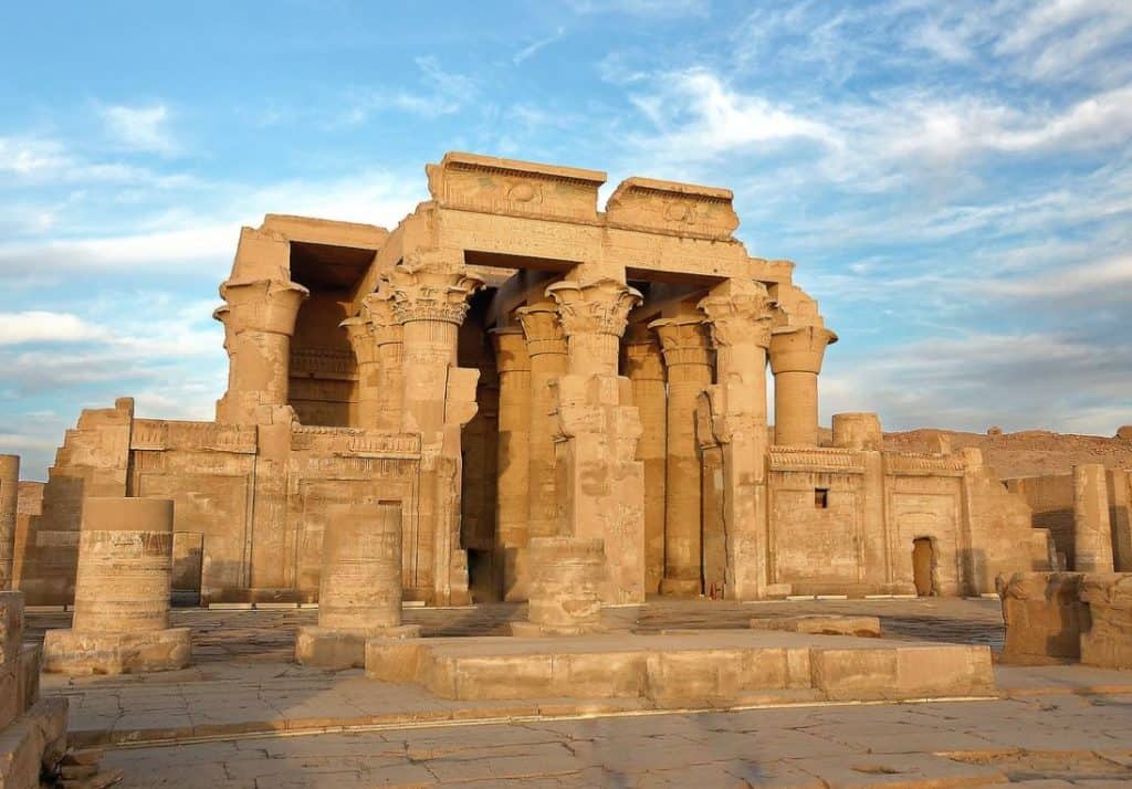 Temple-of-kom-ombo-egypt-buildings
