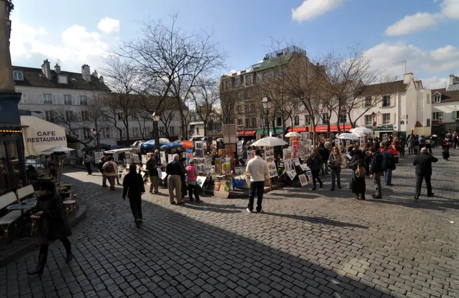 Place du Tertre Paris square