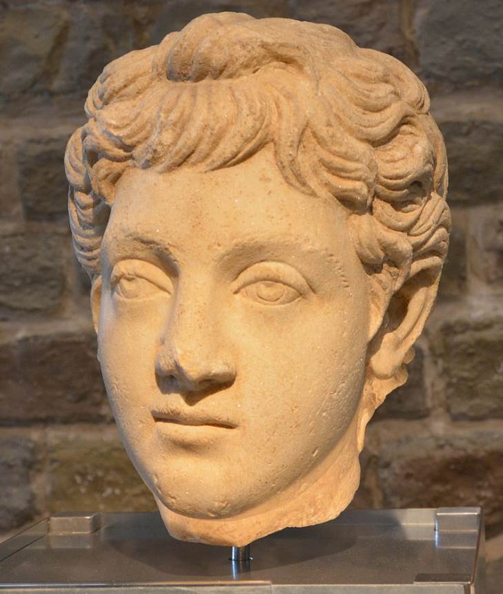 Commodus as a boy