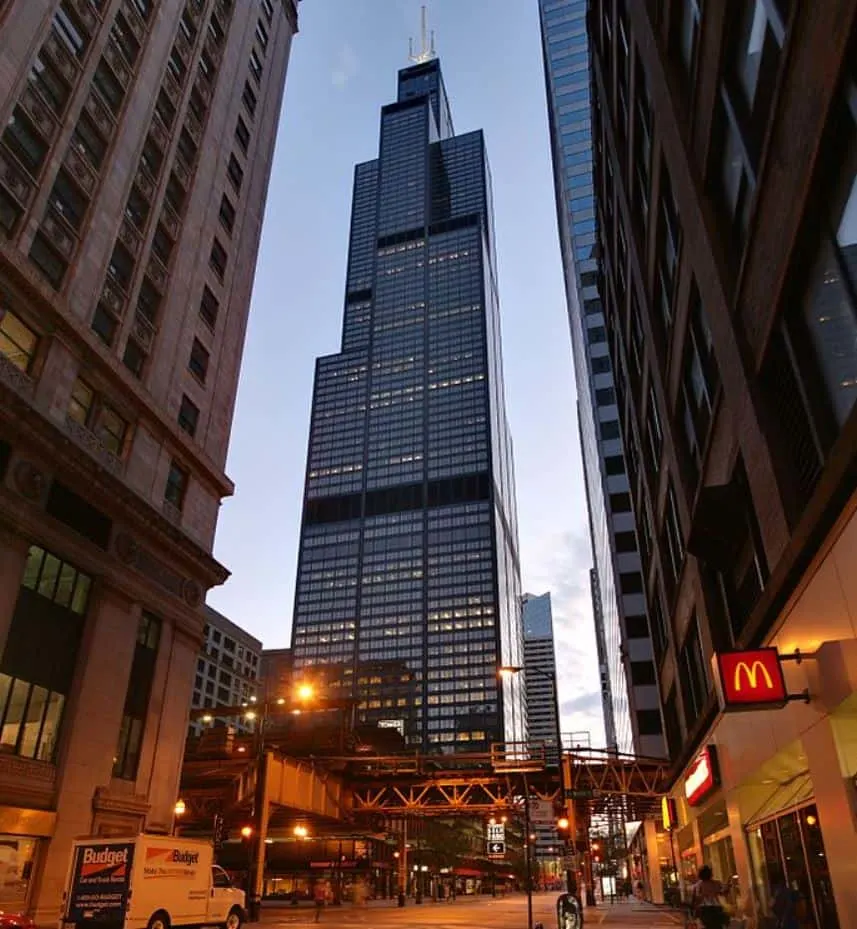 Famous buildings in Chicago Willis Tower