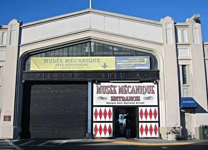 Musee-Mecanique-entrance
