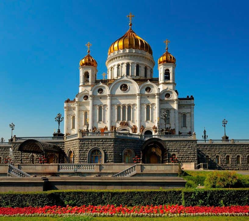 Cathedral-of-christ-our-saviour-moscow-famous-landmarks