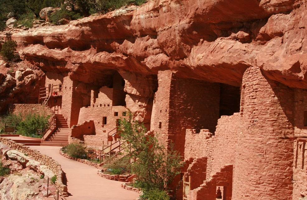 Famous buildings in Colorado Manitou Cliff Dwellings