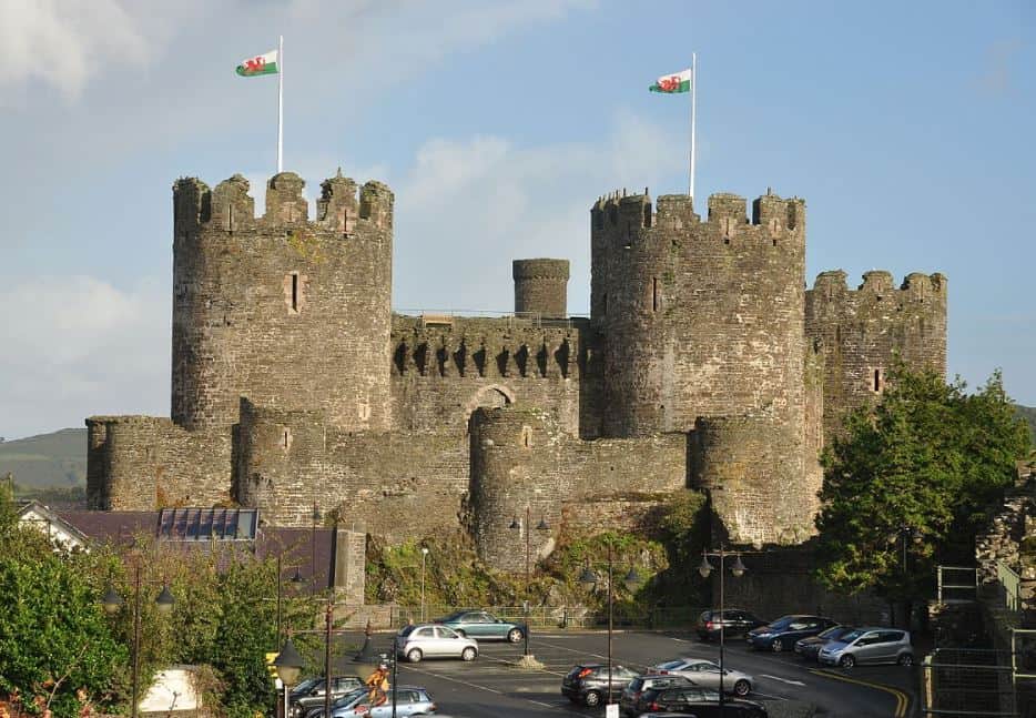 Famous buildings in Wales Conwy Castle