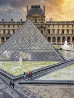 Famous paintings at the Louvre Museum