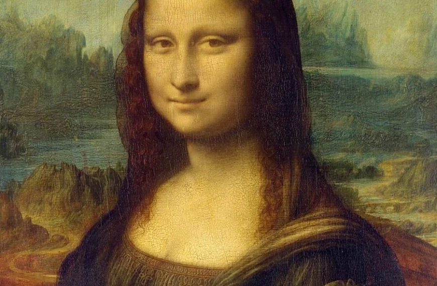 Most famous paintings at the Louvre Mona Lisa