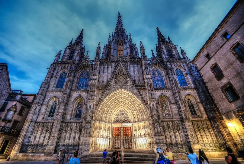 Barcelona Cathedral fun facts