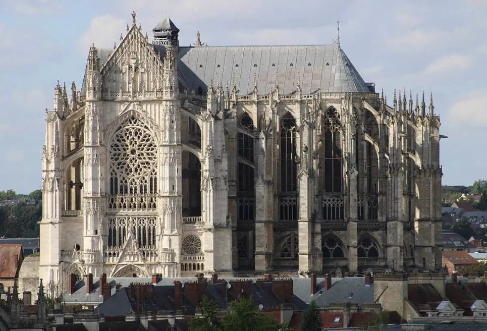 Beauvais cathedral interesting facts