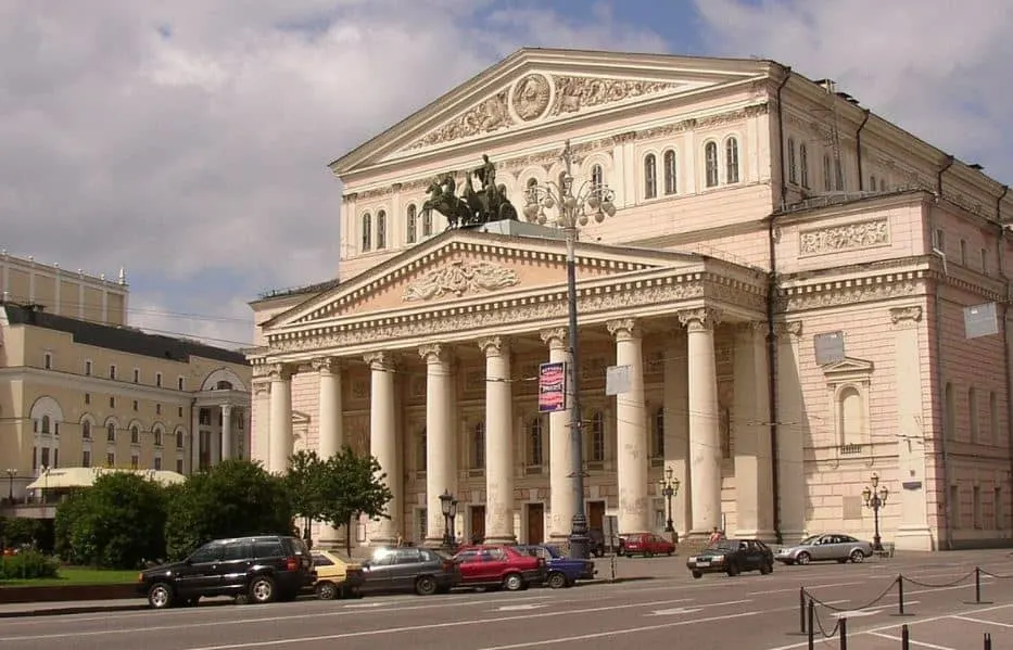 Top 11 Splendid Facts About The Bolshoi Theater 1 Bolshoi theater in Moscow