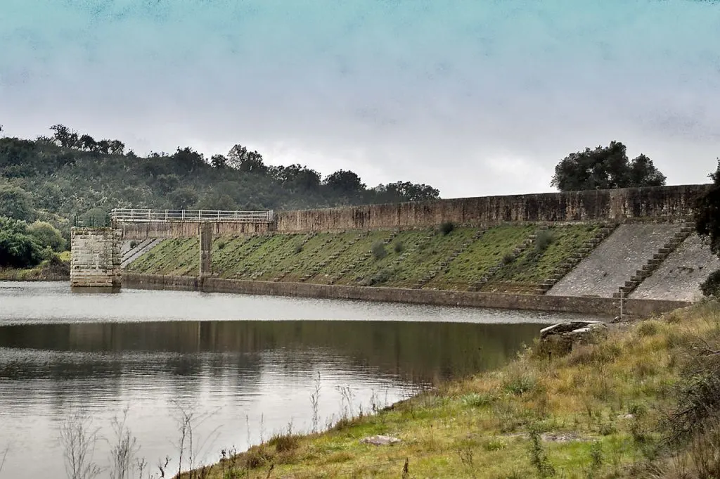 Cornalvo Dam most famous dams in the world