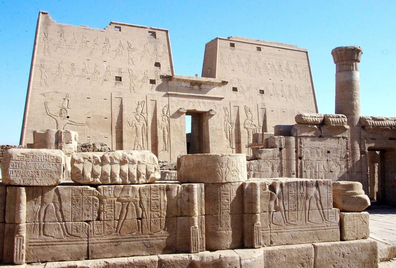 Fun facts about the temple of horus