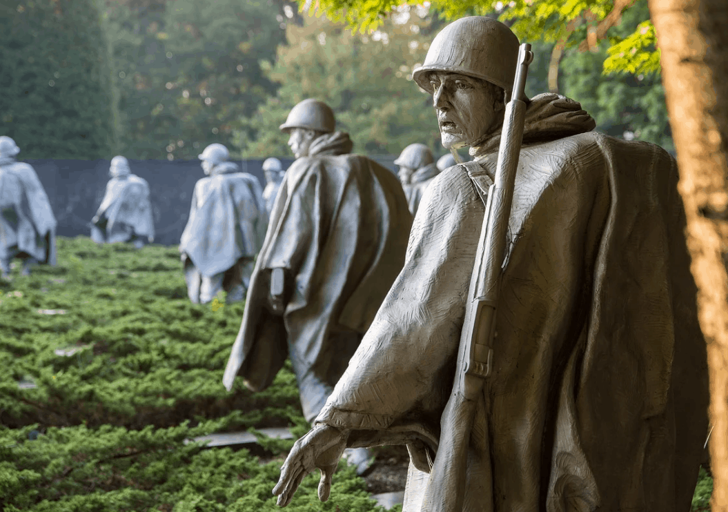 Korean War Veterans Memorial statues of soldiers