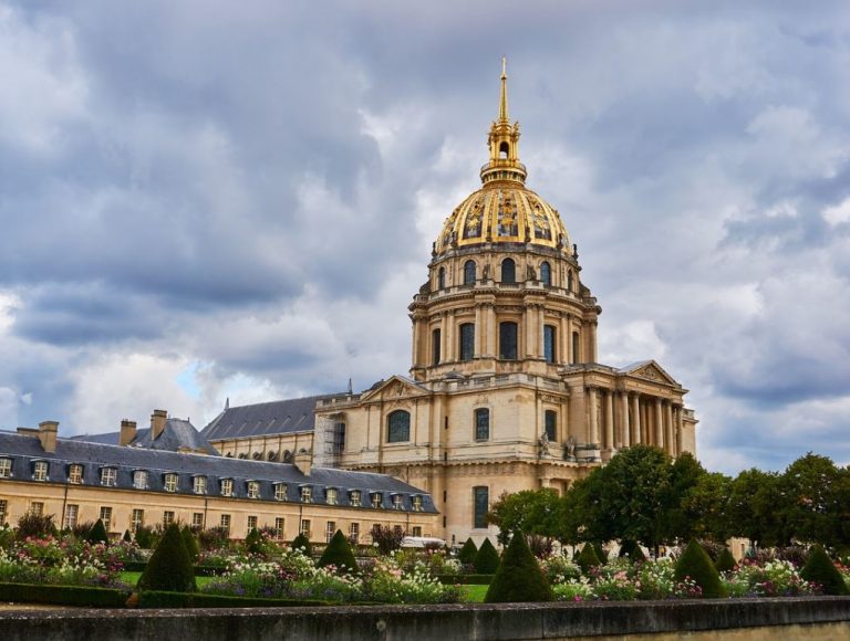 60-most-famous-buildings-in-paris-the-ultimate-list