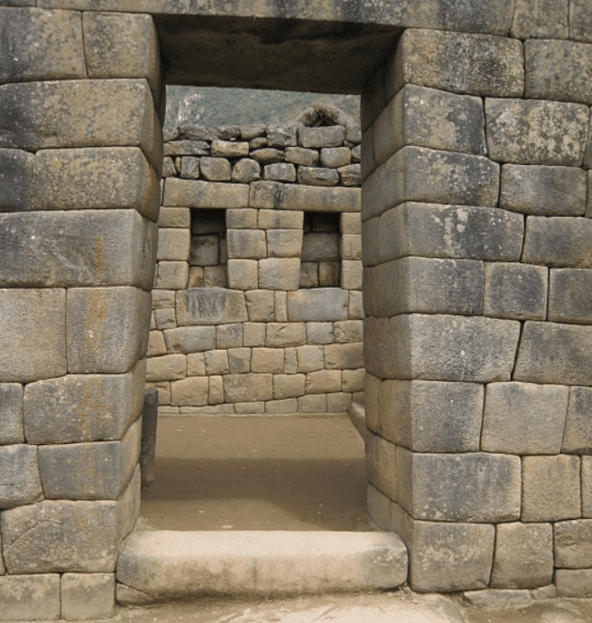 Machu Picchu walls without mortar