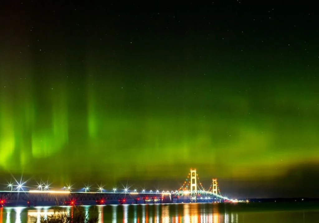 Mackinac bridge northern lights