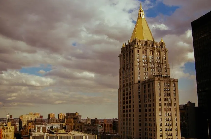 New York Life Building facts