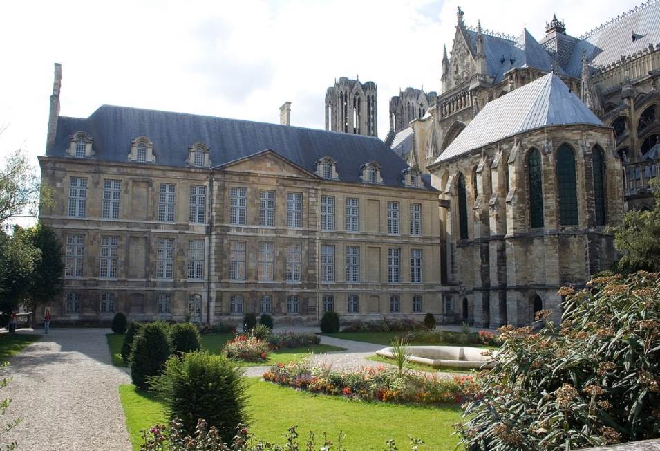 Palace of Tau Reims Cathedral