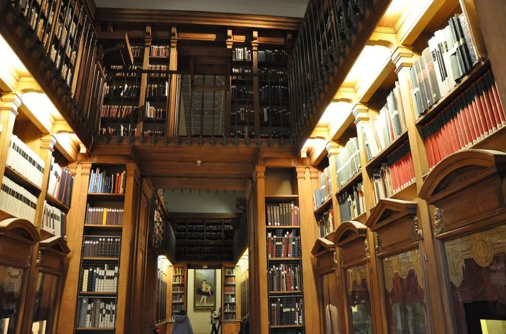 Palais garnier library