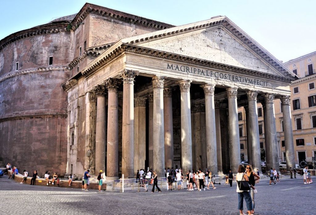 Pantheon in Rome Mausoleum