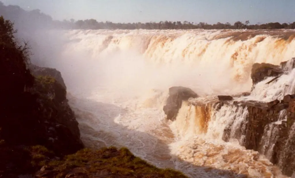 Guaíra Falls in 1982