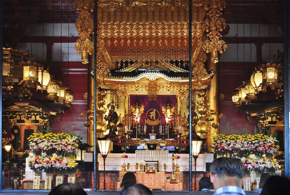 Senso-ji shrine tokyo