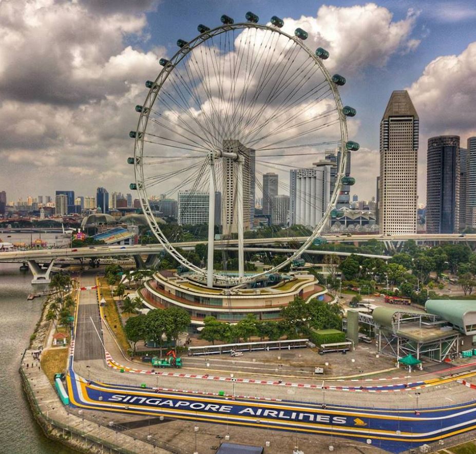 Singapore flyer aerial view