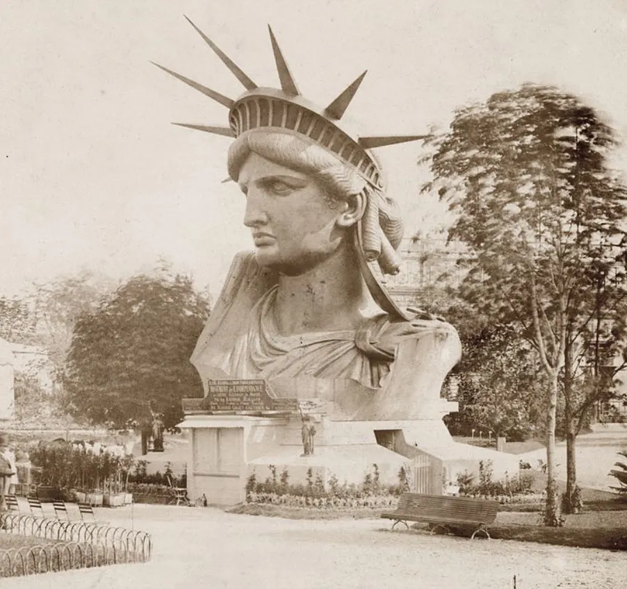 Statue of liberty head in 1878