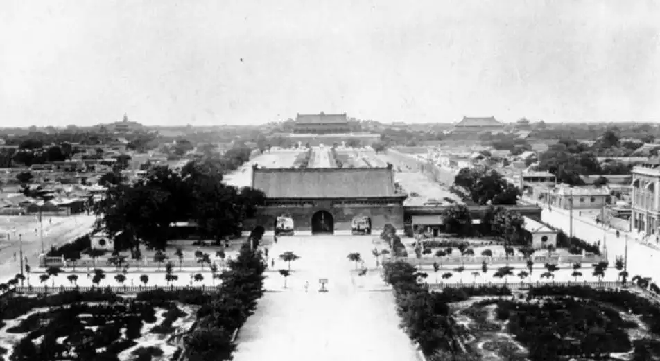 Tiananmen Square early 20th century
