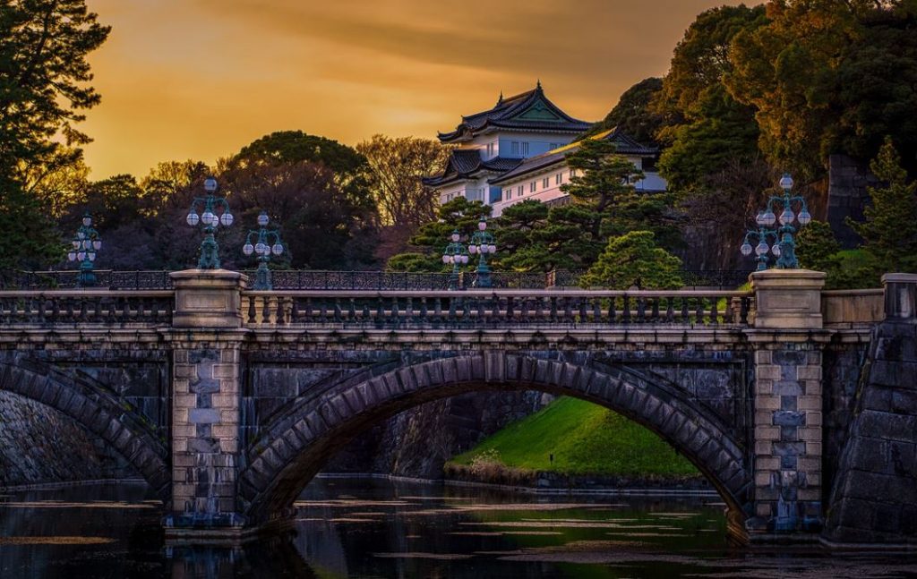 Tokyo imperial palace famous palaces in the world