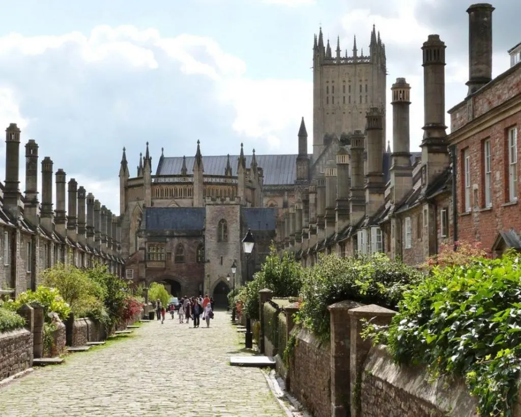 Vicars close and wells cathedral
