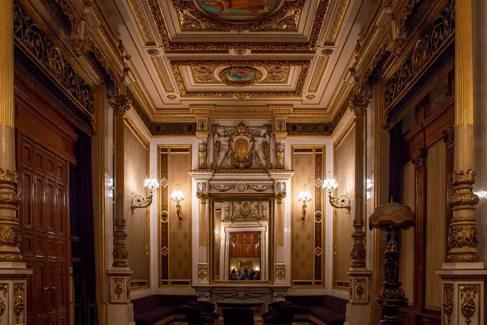 Vienna state opera house emperor private room