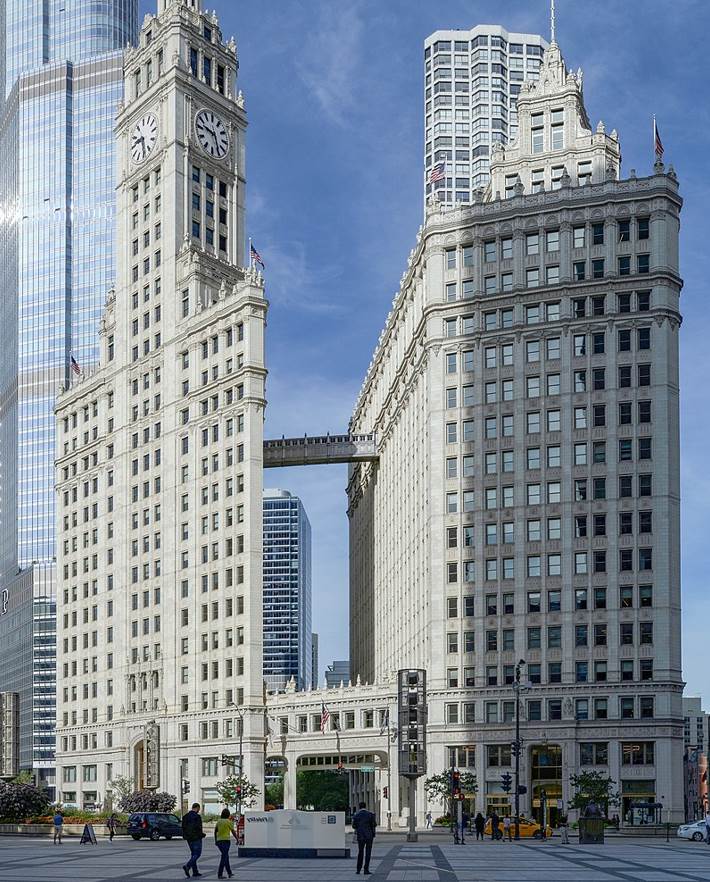 Wrigley Building from Pioneer court