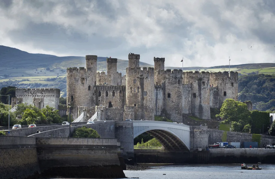 15 Interesting Facts About Conwy Castle 1 Conwy Castle and River Conwy