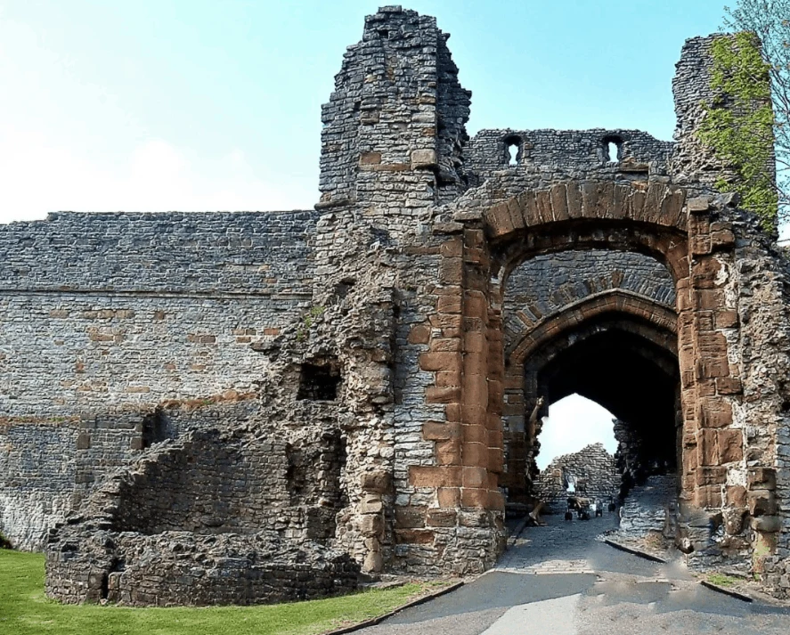 Dudley Castle entrance