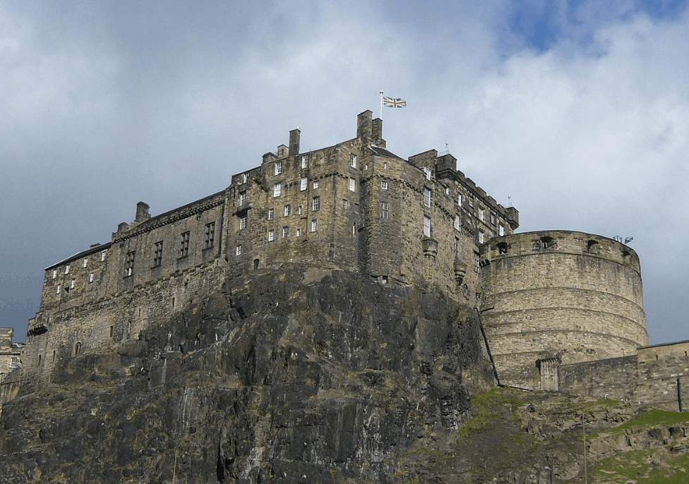 facts about edinburgh castle rock