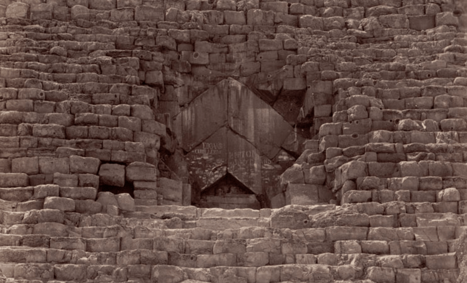 entrance of the great pyramid