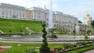 facts about peterhof palace