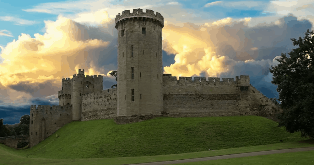 facts about warwick castle