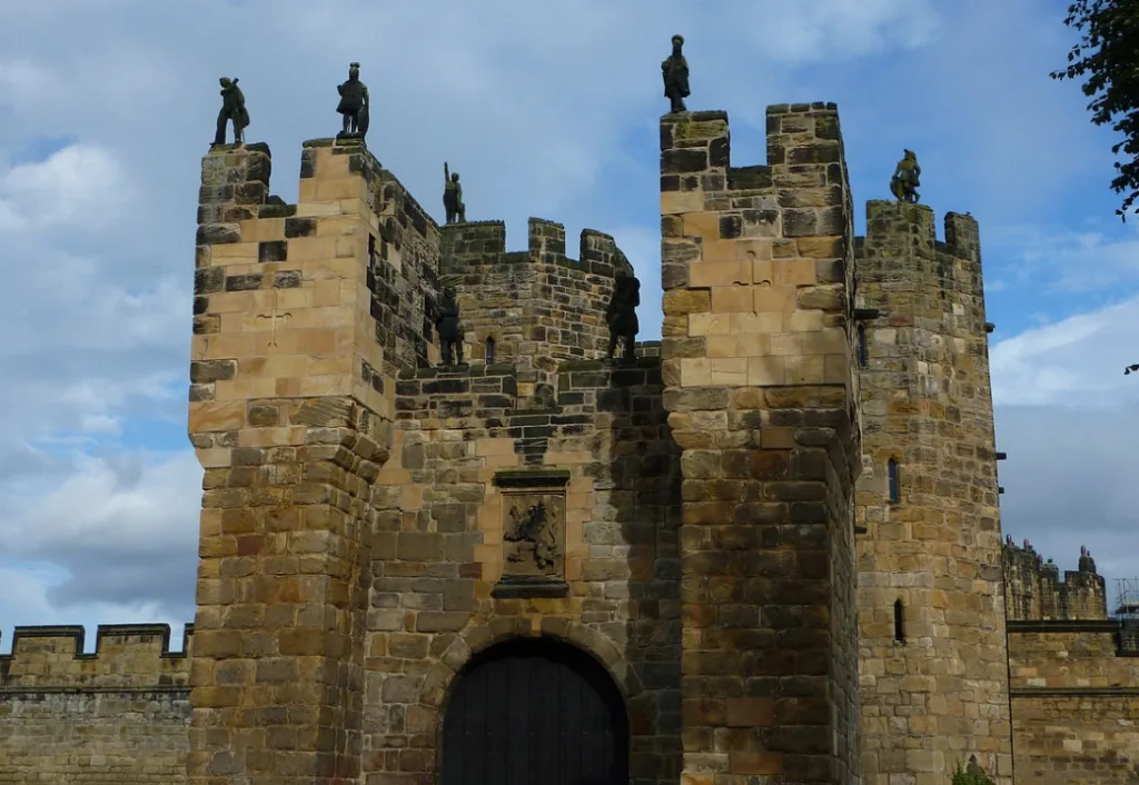 facts about Alnwick Castle