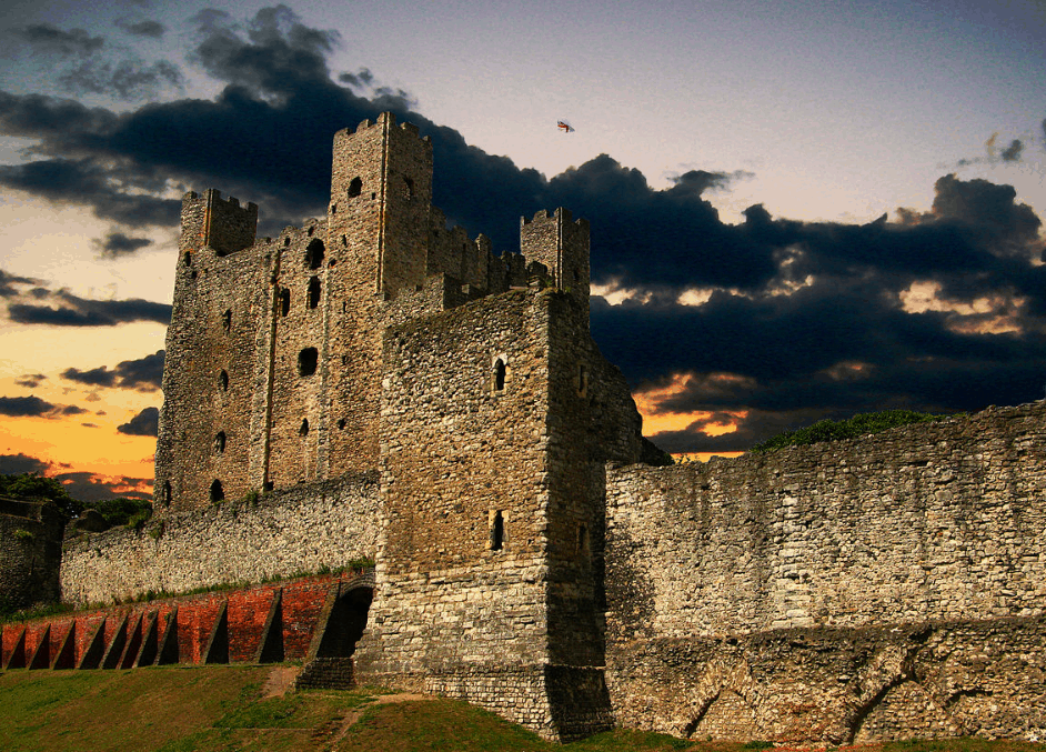 Rochester castle by night