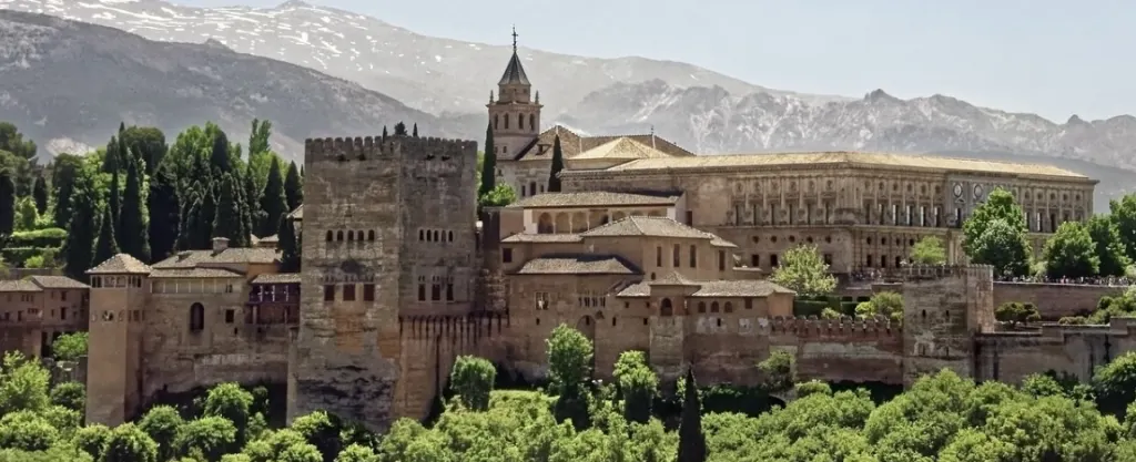 facts about the Alhambra