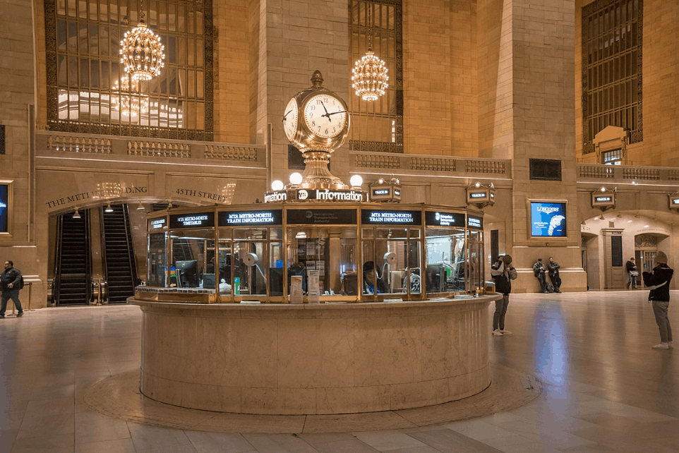 The information booth and clock in Grand Central Terminal