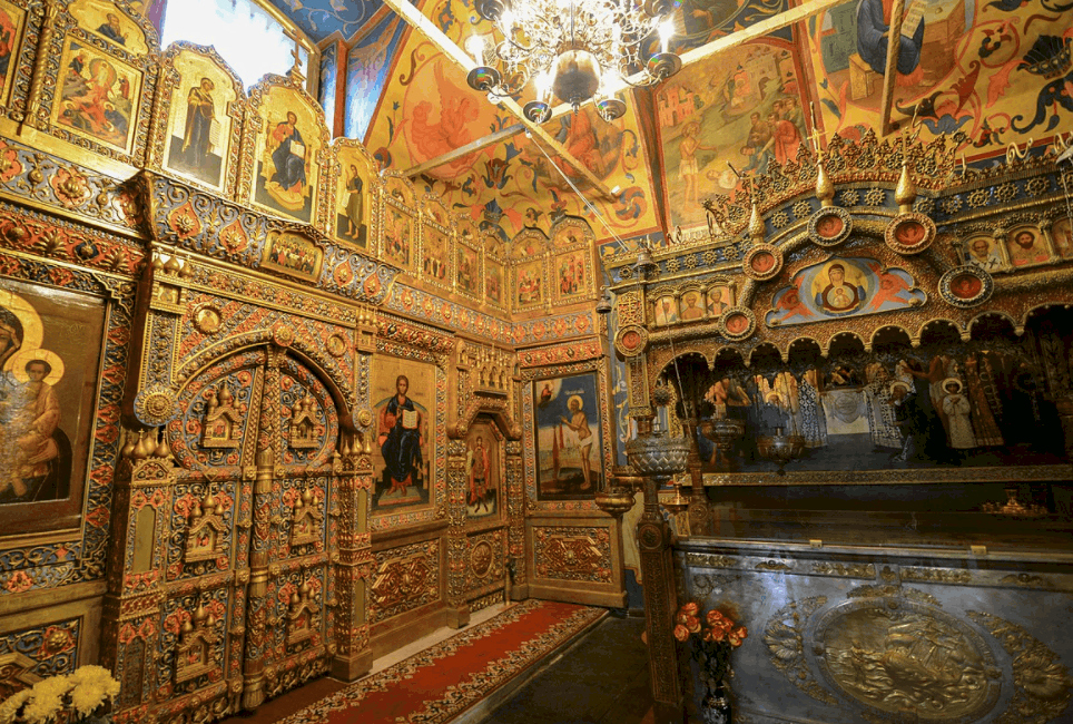 Inside st basil's church