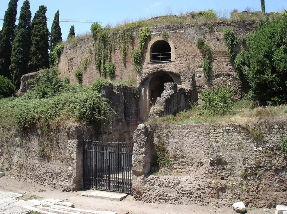 mausoleum of augustus deteriorated