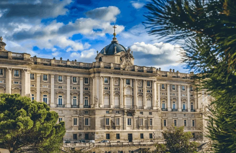 Royal Palace of Madrid fun facts