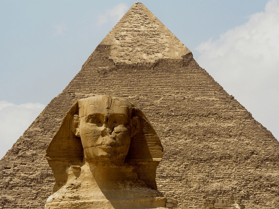 Great Spinx and pyramid of khafre