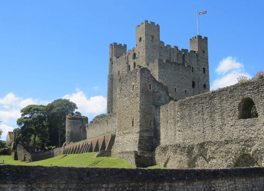Rochester castle defensive wall