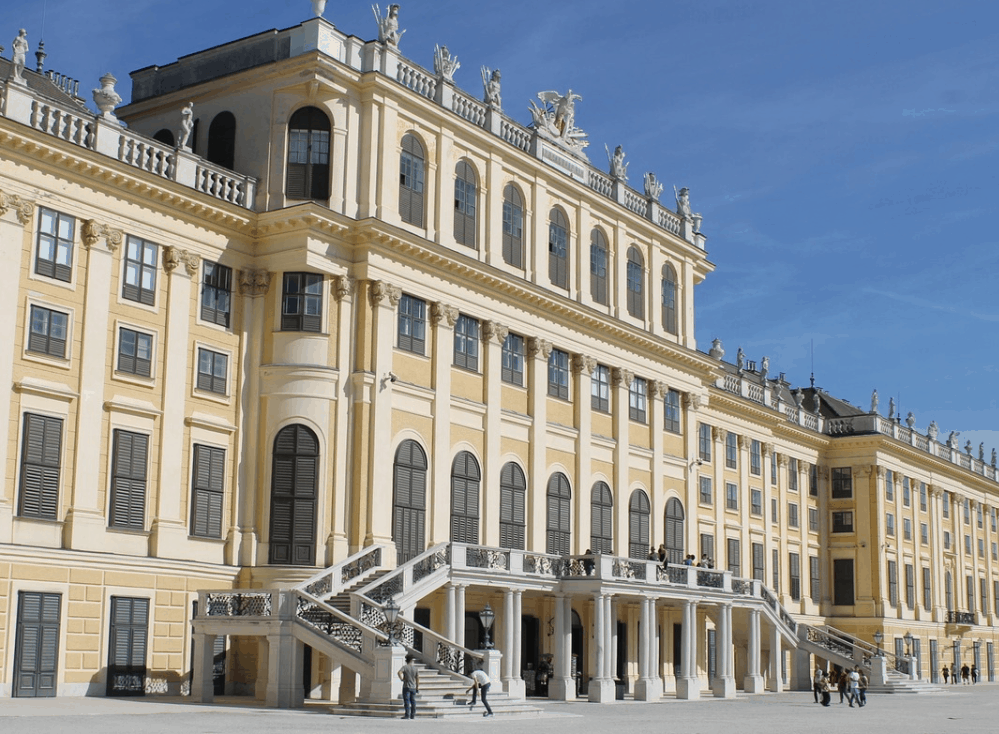 Schonbrunn palace front view